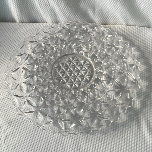 Mt. Vernon Clear  Torte Plate (Crisscross Diamonds) 12” wide. - Picture 2 of 4